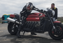 Viper V10 motorlu canavar, 500 hp güce sahip Viper V10 motora ve 500 hp'ye sahip