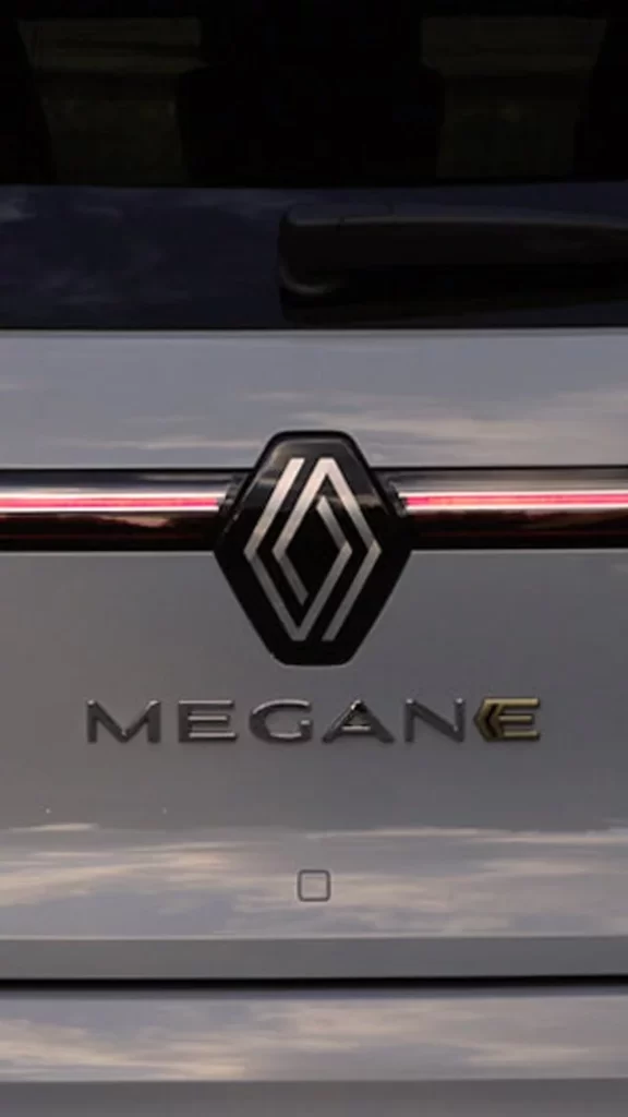 bed6012976 Elektrikli Renault Mégane E-Tech ile tanışın